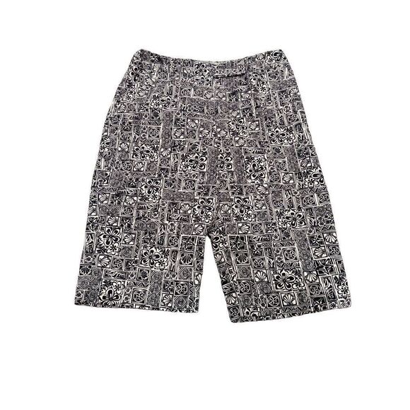 Talbots Women's Black & White Abstract Floral Pattern 13" Inseam Walking Short S - Picture 1 of 7